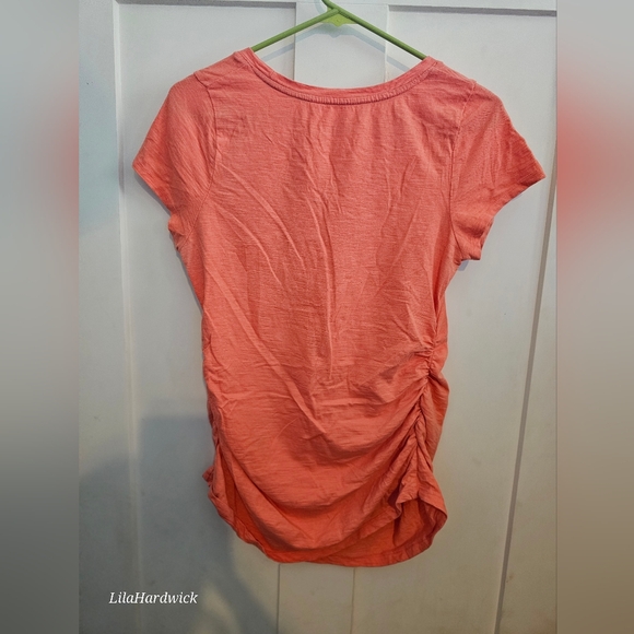 Liz Lange Maternity T-Shirt - Picture 3 of 4